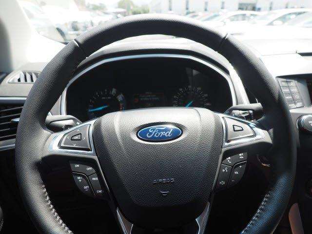 2017 Ford Edge AWD SEL 4dr Crossover